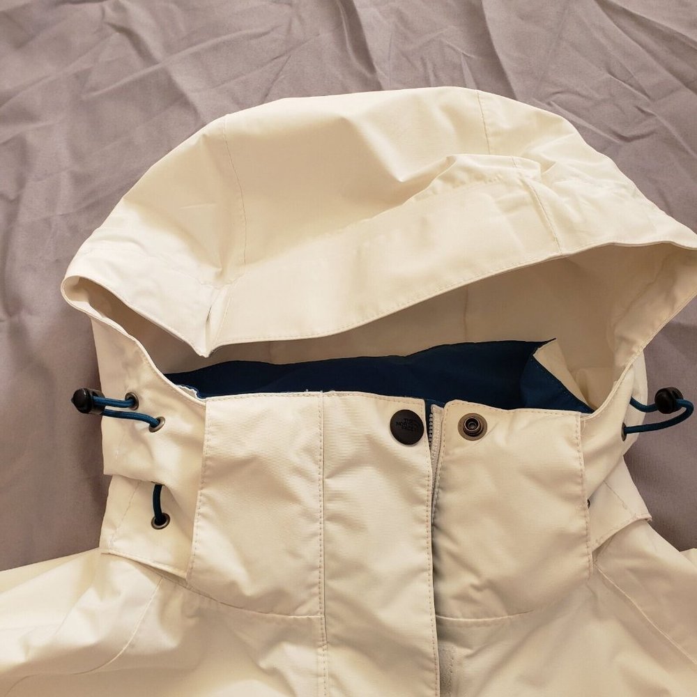 The NORTH FACE HyVent DT White Ivory /Blue Rain Coat Jacket Hooded Women’s XS - Picture 5 of 11